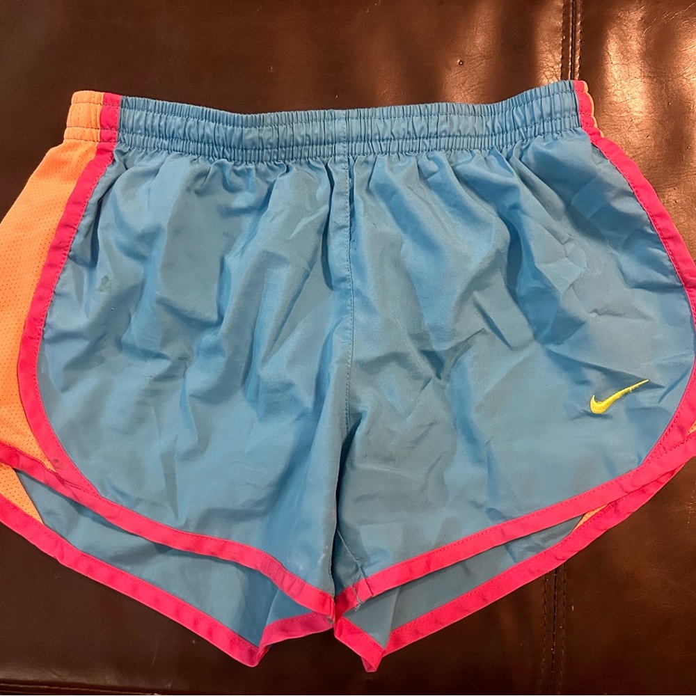 Girls Nike shorts size small